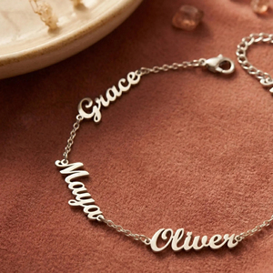 Bracciale con ciondoli in acciaio inossidabile con più <span class=keywords><strong>nomi</strong></span>, delicato, personalizzabile con iniziali, catena classica, regalo di anniversario per <span class=keywords><strong>donna</strong></span> - Product Image 5
