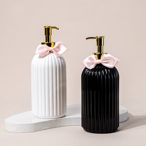 Nouveau 500ml PET Presse Pompe Lotion Shampooing Bouteille Rayée Bouteille Grande Capacité Shampooing Bouteille En Plastique - Product Image 6