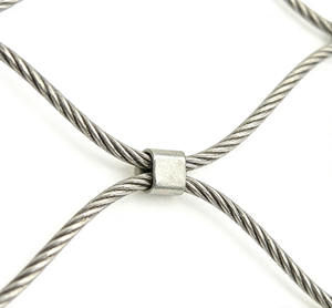 Malla de Alambre de Acero Galvanizado Soldada para Cercas de Seguridad - Product Image 3
