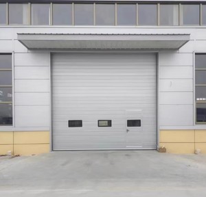 Precio barato casa Villa <span class=keywords><strong>exterior</strong></span> puerta <span class=keywords><strong>de</strong></span> garaje conjunto diseño automático placa <span class=keywords><strong>de</strong></span> acero galvanizado arriba aislado puerta <span class=keywords><strong>de</strong></span> garaje seccional - Product Image 3