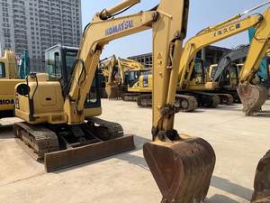 Excavatrice Komatsu PC56 d'occasion modèle 2018 en bon état avec pouce hydraulique PLC et moteur - Product Image 6