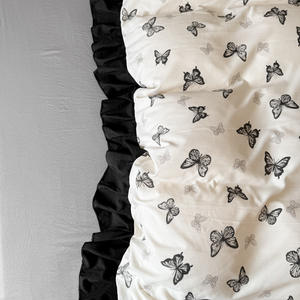 Ensemble housse de <span class=keywords><strong>couette</strong></span> à volants King Size 100% coton housse de <span class=keywords><strong>couette</strong></span> gothique noir <span class=keywords><strong>papillon</strong></span> imprimé housse de <span class=keywords><strong>couette</strong></span> avec fermeture à glissière - Product Image 5