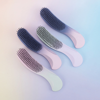 Brosse démêlante en nylon en forme de S avec coussin et ventilation pour cheveux secs