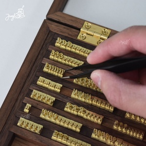 Juego Completo de Letras Intercambiables de Latón con Opciones de Tamaño <span class=keywords><strong>y</strong></span> Tipo de <span class=keywords><strong>Letra</strong></span> / Mayúsculas <span class=keywords><strong>y</strong></span> Minúsculas, Símbolos, Números - Product Image 3