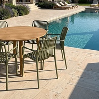 Chaises de jardin modernes, confortables, portables et colorées en plastique pour événements et locations en gros