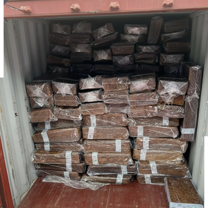 Grado 10 SVR 10 Materias primas de caucho natural Fuente de suministro mayorista hecha en Vietnam - Product Image 1