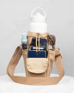 حقيبة حاملة لزجاجات المياه عالية الجودة مخصصة حقيبة نايلون متقاطعة مع الجسم حقيبة زجاجة ماء خفيفة الوزن مع حزام كتف للخارج - Product Image 4