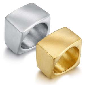 Anillo de Acero Inoxidable con Acabado Mate Cepillado de Alta Calidad en Oro de 18K, a la Moda, para Hombre, Resistente al Agua y al Deslustre - Product Image 1