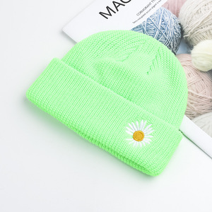 Chapeaux de sport en tricot avec broderie sur mesure pour l'hiver, <span class=keywords><strong>Bonnet</strong></span> court de couleur unie - Product Image 4