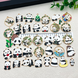 Accessoires de bijoux en alliage de zinc, style chinois, motif panda géant mignon, finition émail, pour DIY : porte-clés, boucles d'oreilles, bijoux d'oreille, pendentifs de collier - Product Image 2