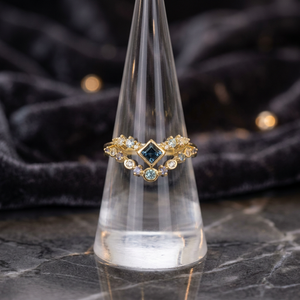 Anillo de Plata S925 Chapado en Oro de 14K con Topacio Azul Cielo Natural Clásico para Mujer, Topacio Azul Londres, Topacio Azul Iolita, Zafiro Azul Cúbico - Product Image 3