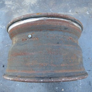 Jante simple en fer 11.75x22.5 10x335 pour semi-remorque d'occasion (69689) - Product Image 2