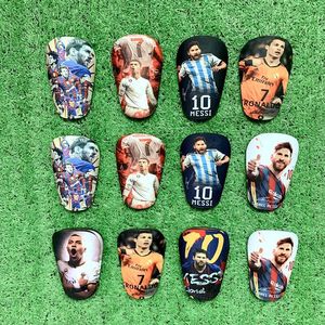 Protections de tibia de football professionnelles Mini Master, résistantes aux hautes températures, en fibre de carbone et PU, pour adultes, avec insert de protection de mollet Star Ronaldo - Product Image 2