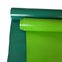 Couvertures résistantes à la déchirure Stocklot Bâche en PVC Résistance aux hautes températures Couverture de tente de camion mate brillante Autre tissu enduit de PVC
