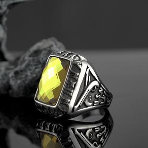 Anillo de Acero de Titanio para Hombre, Estilo Europeo Americano, Geométrico, Hip Hop, con Bisel y Topacio, Joyería, Regalo - Product Image 1