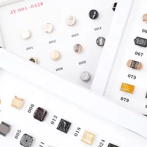 जिनयी बटन निर्माता OEM ODM जिंक मिश्र धातु सजावटी प्रेस बटन पैटर्न लोगो ब्रांड कपड़ों के लिए कस्टम मेटल स्नैप बटन
