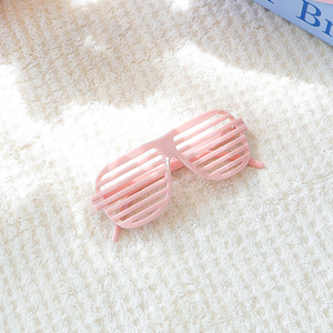Gafas para mascotas, accesorios para perros y gatos, ropa romántica y bonita para perros pequeños y cachorros, accesorios para vestidos de novia, pinzas para el pelo, gafas - Product Image 3