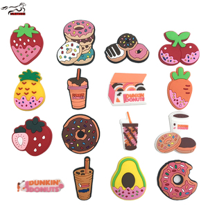 Mustang personalizado Pvc lujo personalizar Popular colorido fiesta favores <span class=keywords><strong>Dunkin</strong></span> Donuts comida encantos zapato a granel encanto - Product Image 1