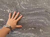 Black-via-lactea-granit labrador black granit