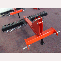 Yili Tine Rastra de Dientes de Resorte de 1500mm de Ancho de Trabajo, Potencia Ajustada de 18-25HP, Ideal para Siembra de Césped, Huertos y Tractores
