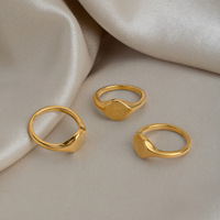 Vintage Gravierter Siegelring aus 316L Edelstahl mit PVD-Vakuumbeschichtung in 18K Gold, Rostfrei, Modisches Accessoire