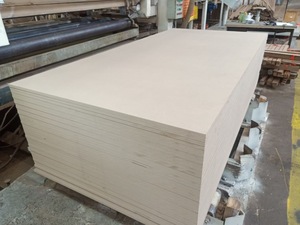 Tablero <span class=keywords><strong>de</strong></span> <span class=keywords><strong>MDF</strong></span>/HDF Laminado con Melamina <span class=keywords><strong>de</strong></span> Color Blanco, Diseño Moderno, 3mm 6mm 9mm <span class=keywords><strong>10mm</strong></span> 12mm 16mm 18mm, para Muebles <span class=keywords><strong>de</strong></span> Interior - Product Image 5