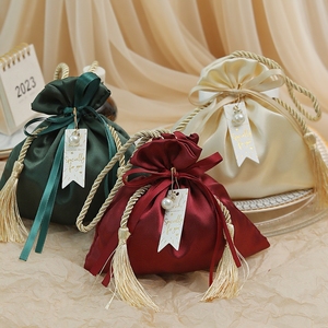 Bolsa <span class=keywords><strong>de</strong></span> Dulces <span class=keywords><strong>de</strong></span> Satén Hecha a Mano con Borla, Bolsa <span class=keywords><strong>de</strong></span> Regalo <span class=keywords><strong>de</strong></span> Boda Portátil, Decoraciones Personalizadas al por Mayor - Product Image 1