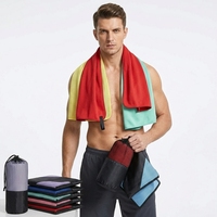 Serviette de sport en microfibre tissée OEM absorbant l'eau, avec poche zippée, pour banc de fitness, logo personnalisé, hypoallergénique, séchage rapide, anti-transpiration