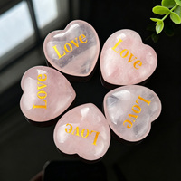 Pierres de palmier en quartz rose naturel gravées en forme de cœur, pierres précieuses inspirantes pour cadeau, vente en gros