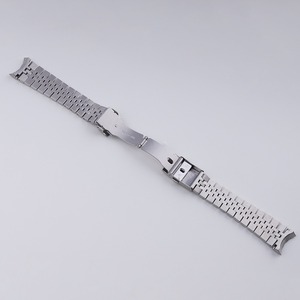 Correa de <span class=keywords><strong>Reloj</strong></span> Lujosa y Transpirable de 22 mm <span class=keywords><strong>para</strong></span> <span class=keywords><strong>Casio</strong></span> MDV-106, Brazalete Sólido de Acero Inoxidable 316L Plateado con Extremo Curvo Jubilee - Product Image 4