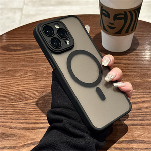 Translucide givré acrylique <span class=keywords><strong>Mag</strong></span> Protection complète de l'appareil photo antichoc sûr étui de téléphone portable magnétique pour <span class=keywords><strong>iPhone</strong></span> 17 16 15 14 Pro Max - Product Image 4