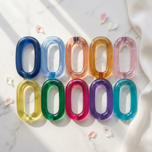 Grandes chaînes rondes en résine faites à la main pour la décoration murale, séparateur de pièce suspendu pour les intérieurs modernes, mariage, taille personnalisée - Product Image 1