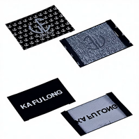 Étiquettes de vêtements personnalisées en polyester écologique haute densité, brodées et sérigraphiées, pliées au centre, carrées/rectangulaires pour
