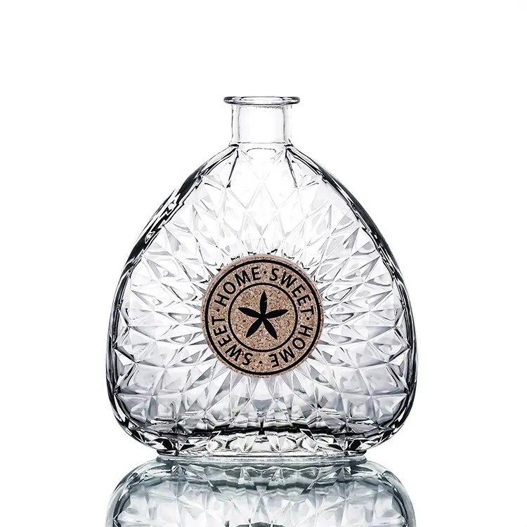 700ml Brandy XO vinho tinto cortiça superfície em forma de diamante transparente vidro de alta qualidade vinho estrangeiro garrafa de vinho branco