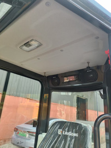 Nueva Miniexcavadora Liugong 9035F de 3.5 Toneladas, Excavadora Diésel de Bajo Consumo para Construcción y Movimiento de Tierras, Envío Global, Rentable - Product Image 5