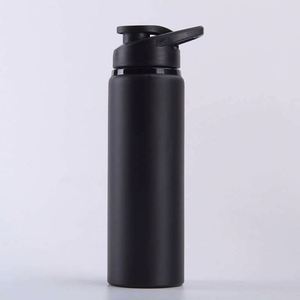 Botella de Agua para Adultos con Capacidad Térmica de 700 ml, Vaso de Diseño Moderno - Product Image 3