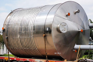 Werkseitig angepasster Spezial reaktor aus Edelstahl 316L mit maßge schneider ten Öffnungen für einzigartige Prozesse - Product Image 6