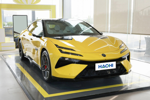 Lotus Emeya Usata, Auto Elettrica <span class=keywords><strong>a</strong></span> Benzina, Guida <span class=keywords><strong>a</strong></span> Sinistra, 5 Porte, 5 Posti, Hatchback, Spazio Super Ampio, Cina, 250 km/<span class=keywords><strong>h</strong></span>, 450 kW - Product Image 4
