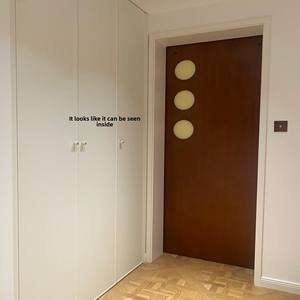 Porte fantôme invisible style ancien Cuisine Salle de bain Porte coulissante en verre Trackless Floating Retro Cave Porte en bois - Product Image 5