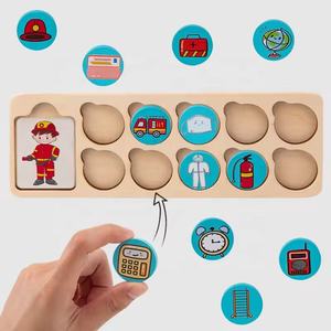 Jeu de correspondance des métiers de la communauté <span class=keywords><strong>en</strong></span> bois Montessori, <span class=keywords><strong>apprentissage</strong></span> cognitif éducatif pour enfants, emplois et professions, blocs de bois, jouets d'appariement - Product Image 4