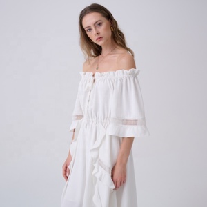 2025 Sommer Boho Bohemian Lace Rüschen Saum Kleid Glocken ärmel Flowy eine Linie Tiered Loose Off Shoulder Langes <span class=keywords><strong>Maxi</strong></span> kleid für Frauen