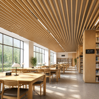 Plafond décoratif en aluminium à effet bois, forme en U, tube carré pour la décoration des murs et plafonds intérieurs de bureaux