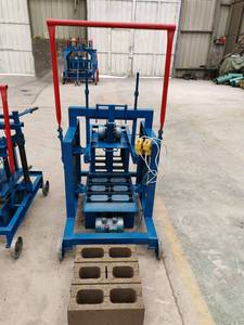 Effiziente mobile 3-45 Hohl pflasterst einher stellung Maschine Beton Roh produktions linie Ton einschl ießlich Zement kern motor komponente - Product Image 5