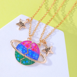 Set Regalo Collana con Ciondolo a Cuore Magnetico Trendy per Migliori Amiche, Placcato Oro con Gocce Colorate - Product Image 4