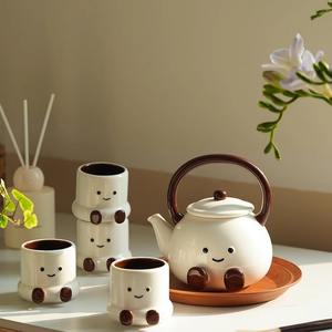 Juego de Tazas de Té de Cerámica con Diseño de Huella de Dibujo Animado, con Caja de Regalo, Tetera y Tazas para Cumpleaños y Regalos Diarios - Product Image 4