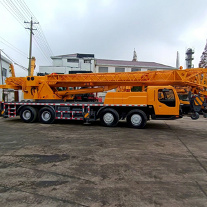 Grue de camion 50 tonnes d'occasion, moteur diesel robuste, flèche à 5 sections, capacité de 50 tonnes, livraison directe usine, prête à être expédiée - Product Image 1