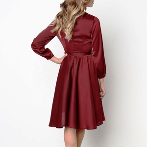 Venta al por mayor de gasa personalizada transpirable <span class=keywords><strong>y</strong></span> cómodo vestido azul de <span class=keywords><strong>encaje</strong></span> blanco - Product Image 4