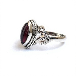 Fabuloso anillo de piedras preciosas de granate rojo Marques personalizado 6x12 para mujer Plata clásica de Ley 925 calidad de exportación - Product Image 4