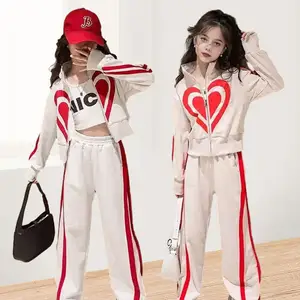 2023 Fashion Heart Print Zipper Hoodie Coat Side Stripe Sweat Pants Girls Clothing Sets Luxury