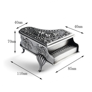 Boîte à bijoux en alliage de zinc de style européen, design piano, rétro et créatif, coffre de rangement pour trésors - Product Image 2